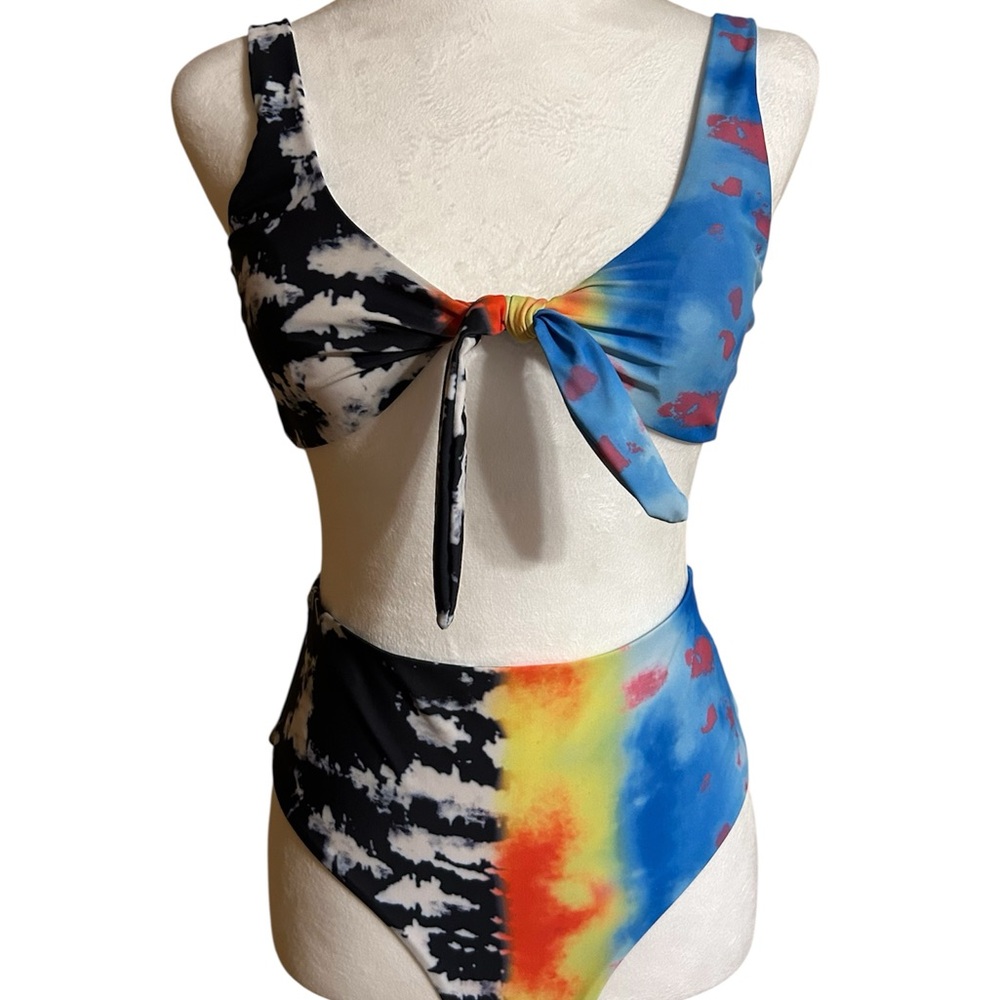 SHEIN Pastel Tie-Dye Bikini Set - Picture 2 of 9